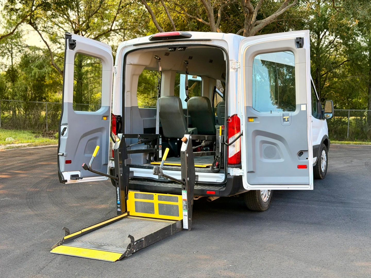 ford transit passenger van 2019 1FMZK1CM3KKB90594 image ford transit passenger van 2019 1FMZK1CM3KKB90594 image
